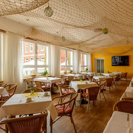 Hotel Stoertebeker 3*